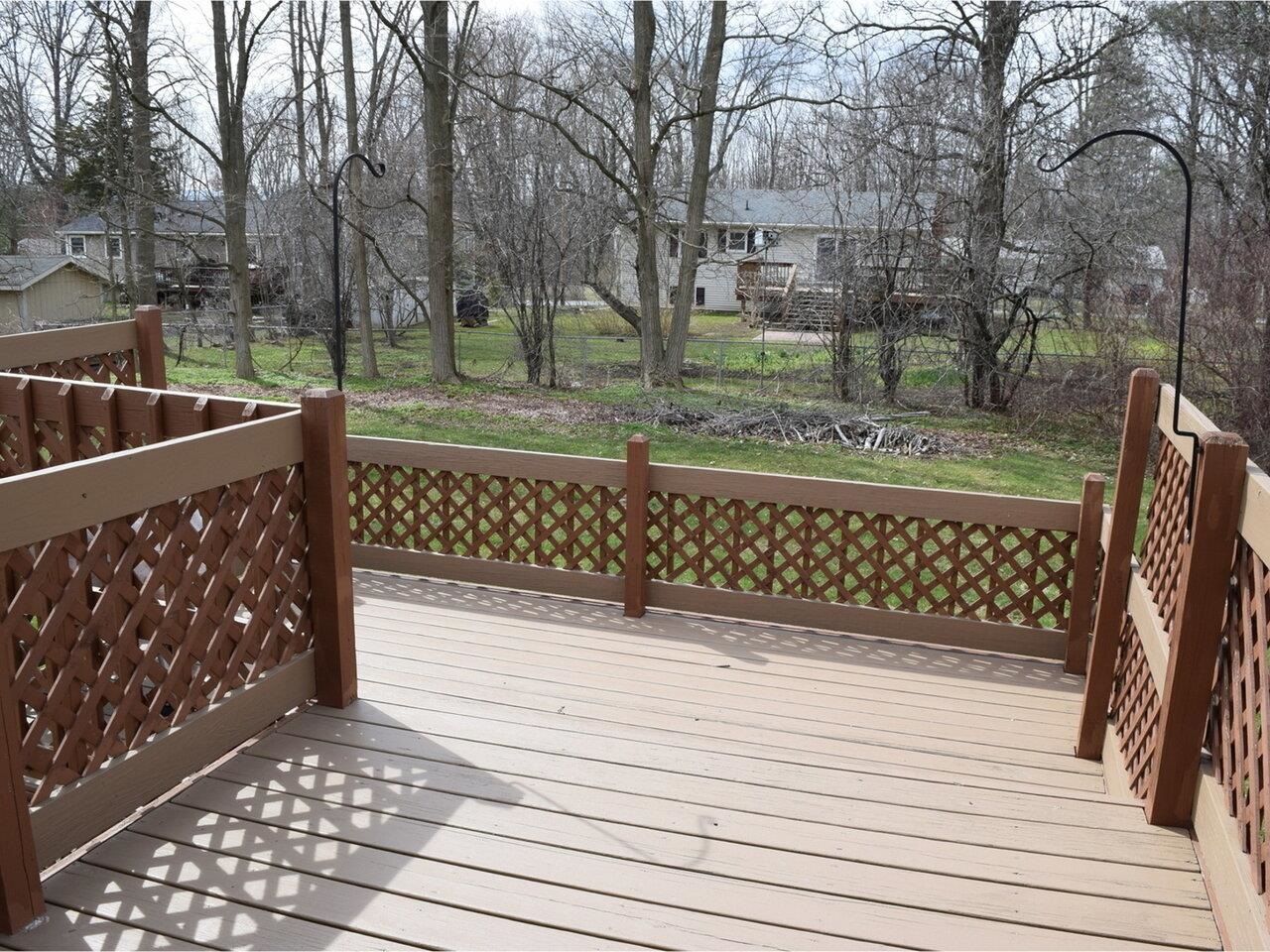 Sunny Deck