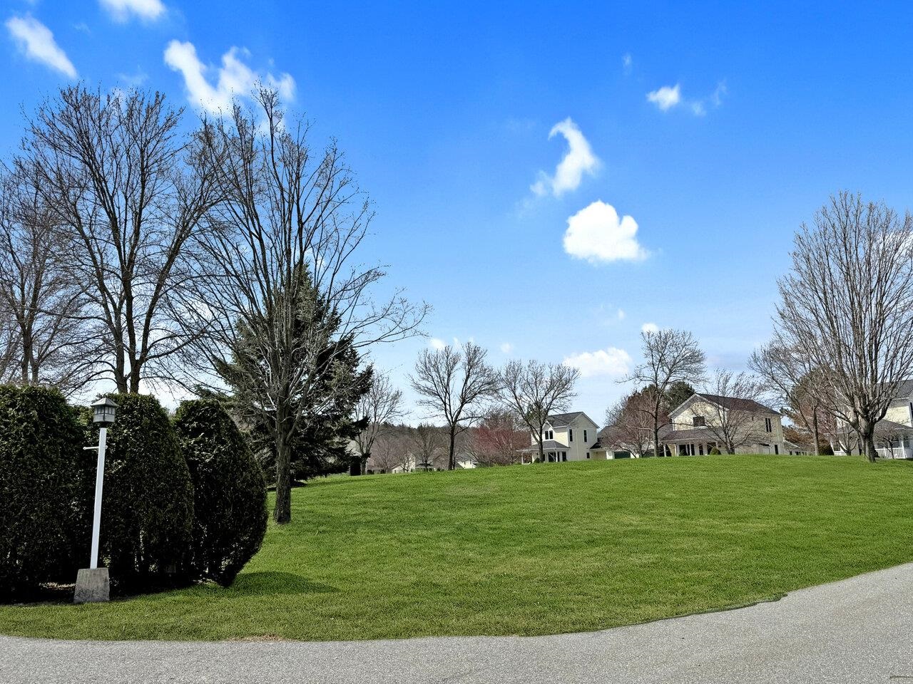 392 Commons Road