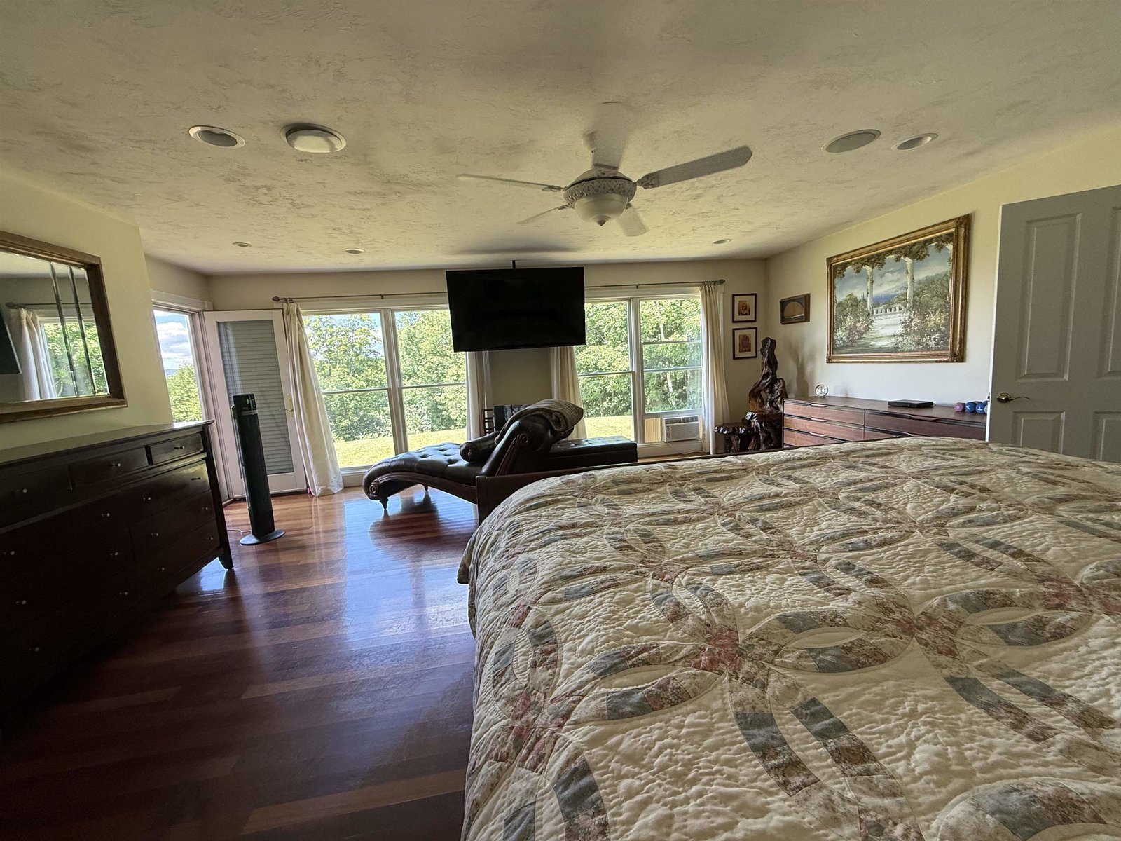 392 Sicard Road