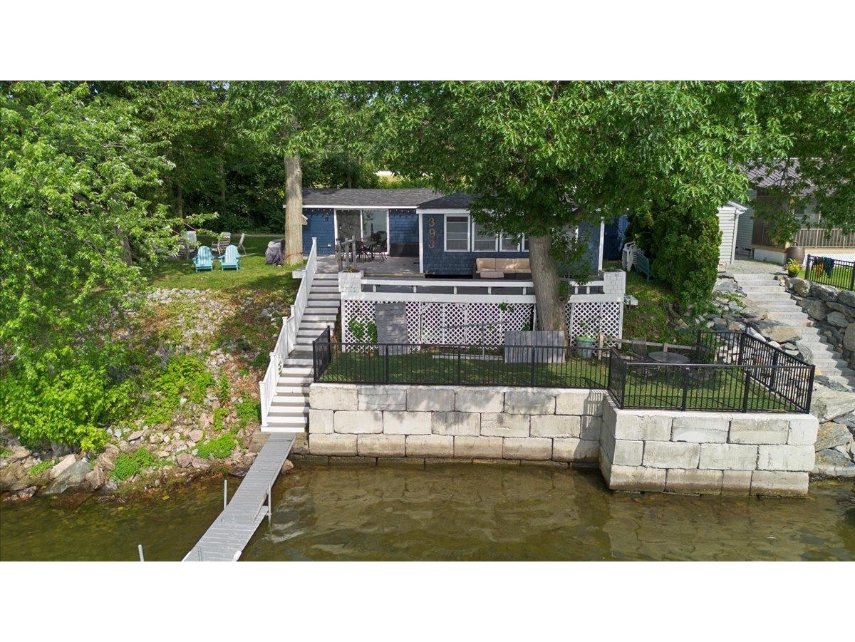 393 Ferrand Road