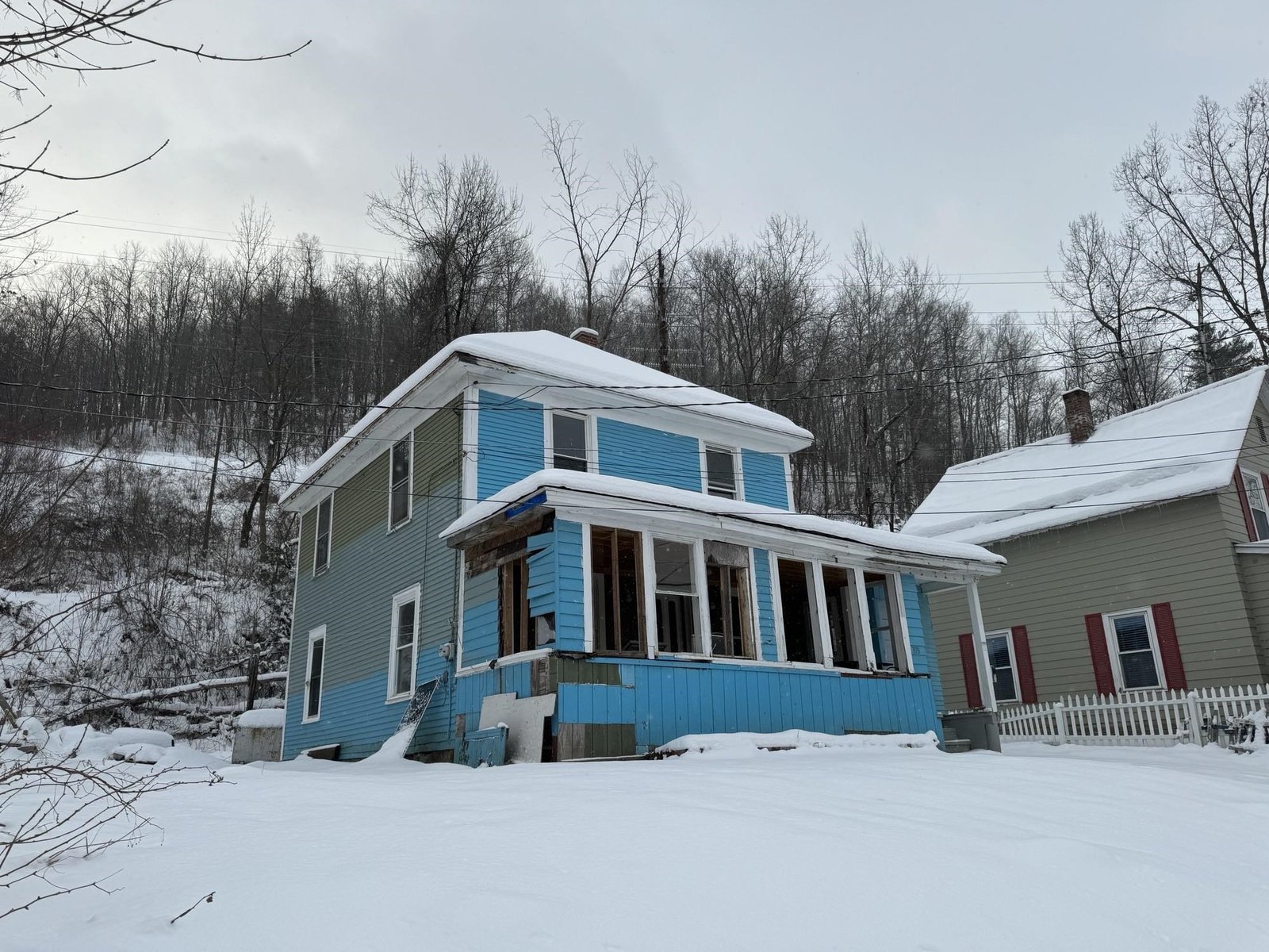 393 Glen Road