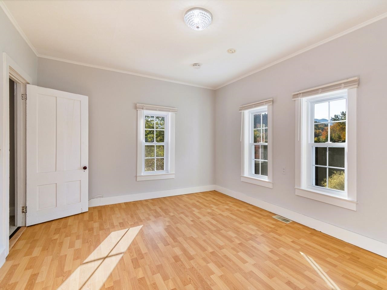 2nd upstairs bedroom