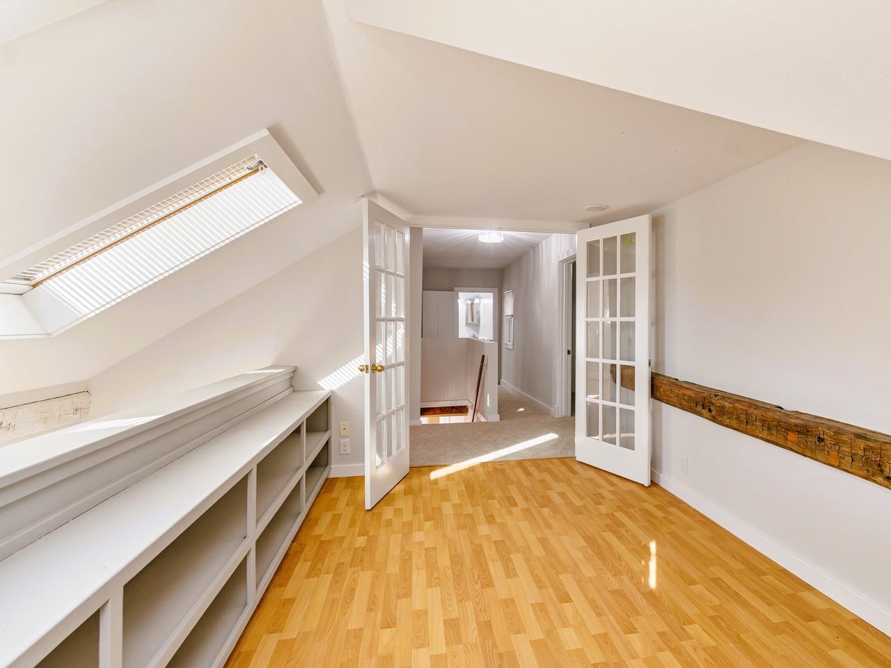 Study/loft overlooking 1st flr