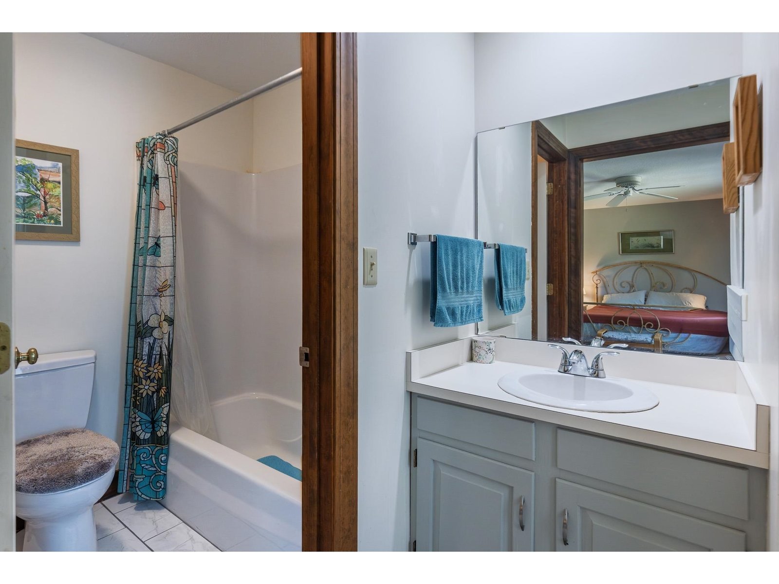 Front primary bath