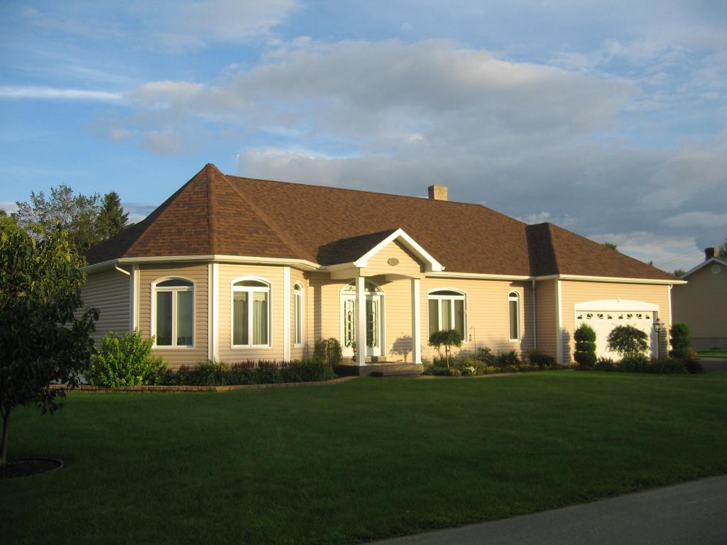 395 Memphremagog Views Drive