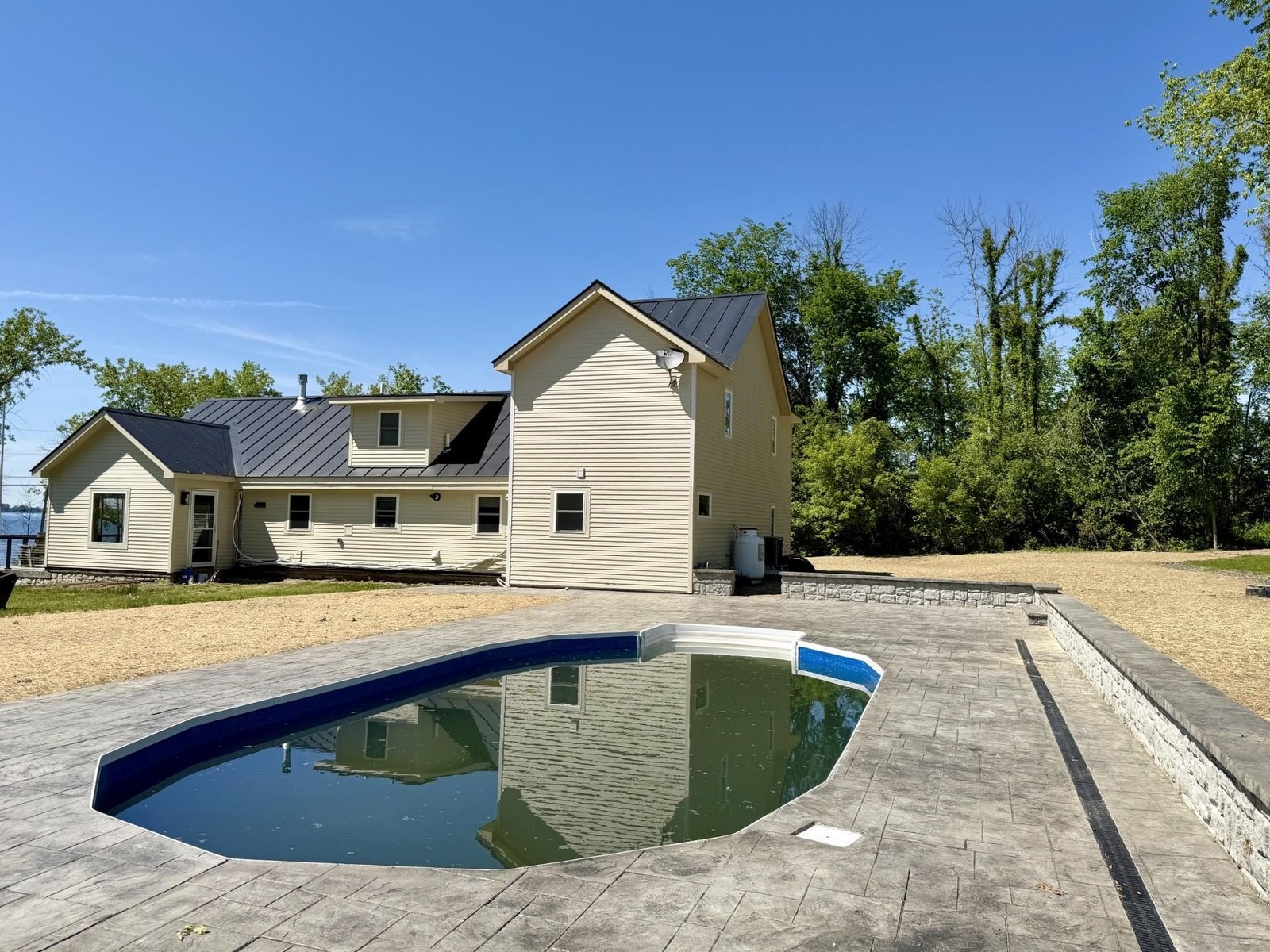 3953 West Shore Road