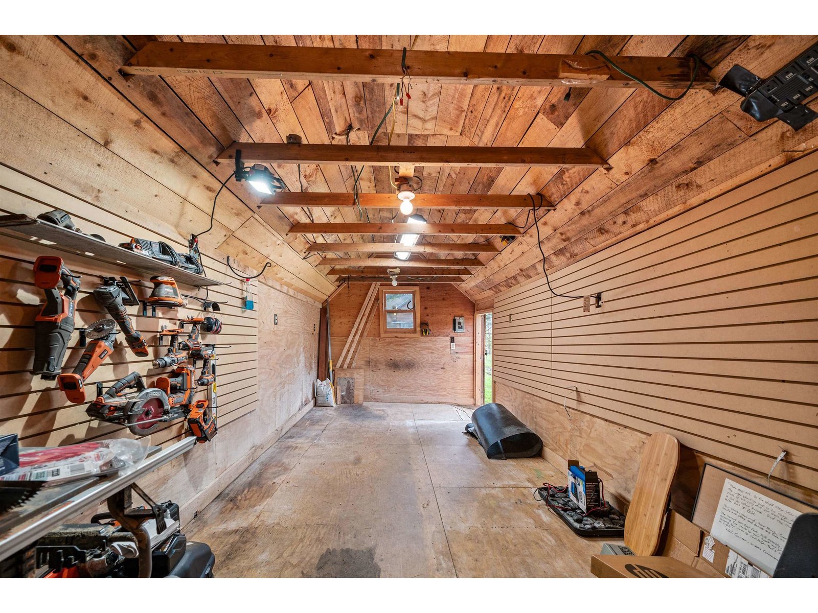 Detached hobby shed with power