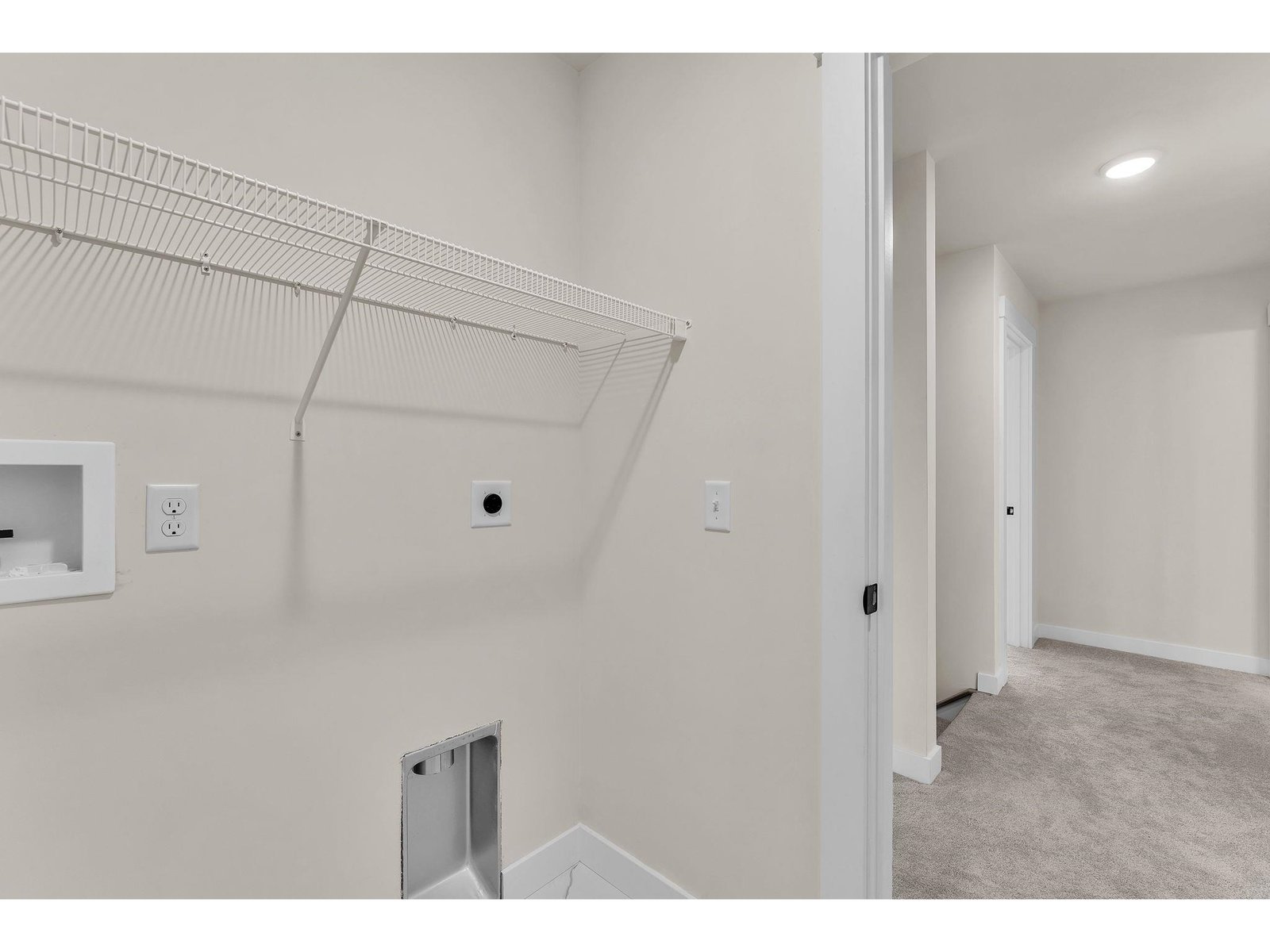 396 Commodore Drive, Unit 21