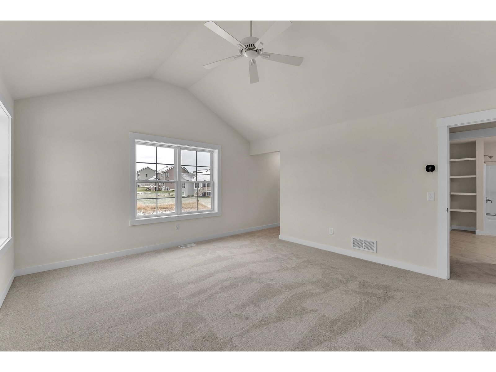 396 Commodore Drive, Unit 21