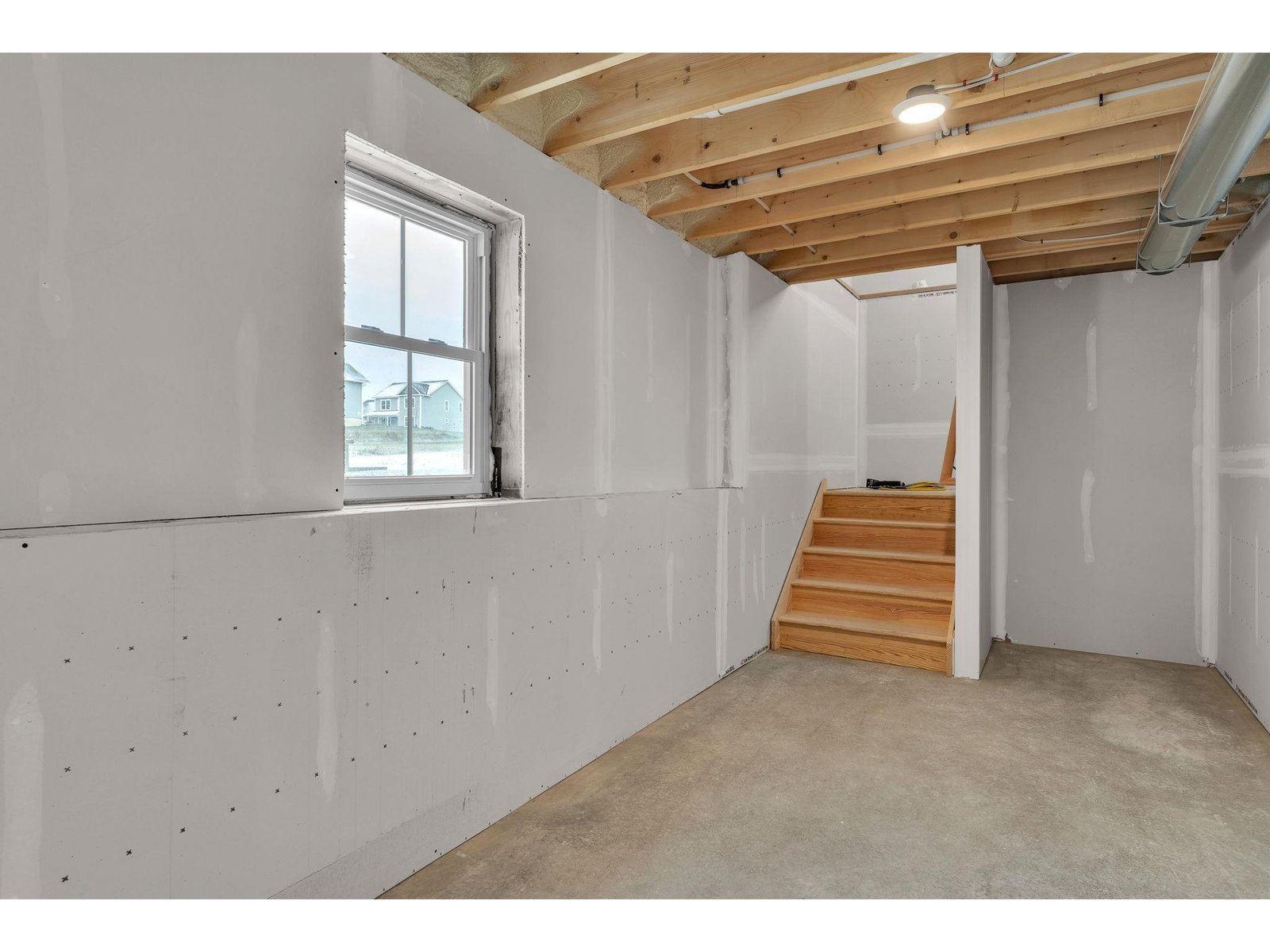 396 Commodore Drive, Unit 21