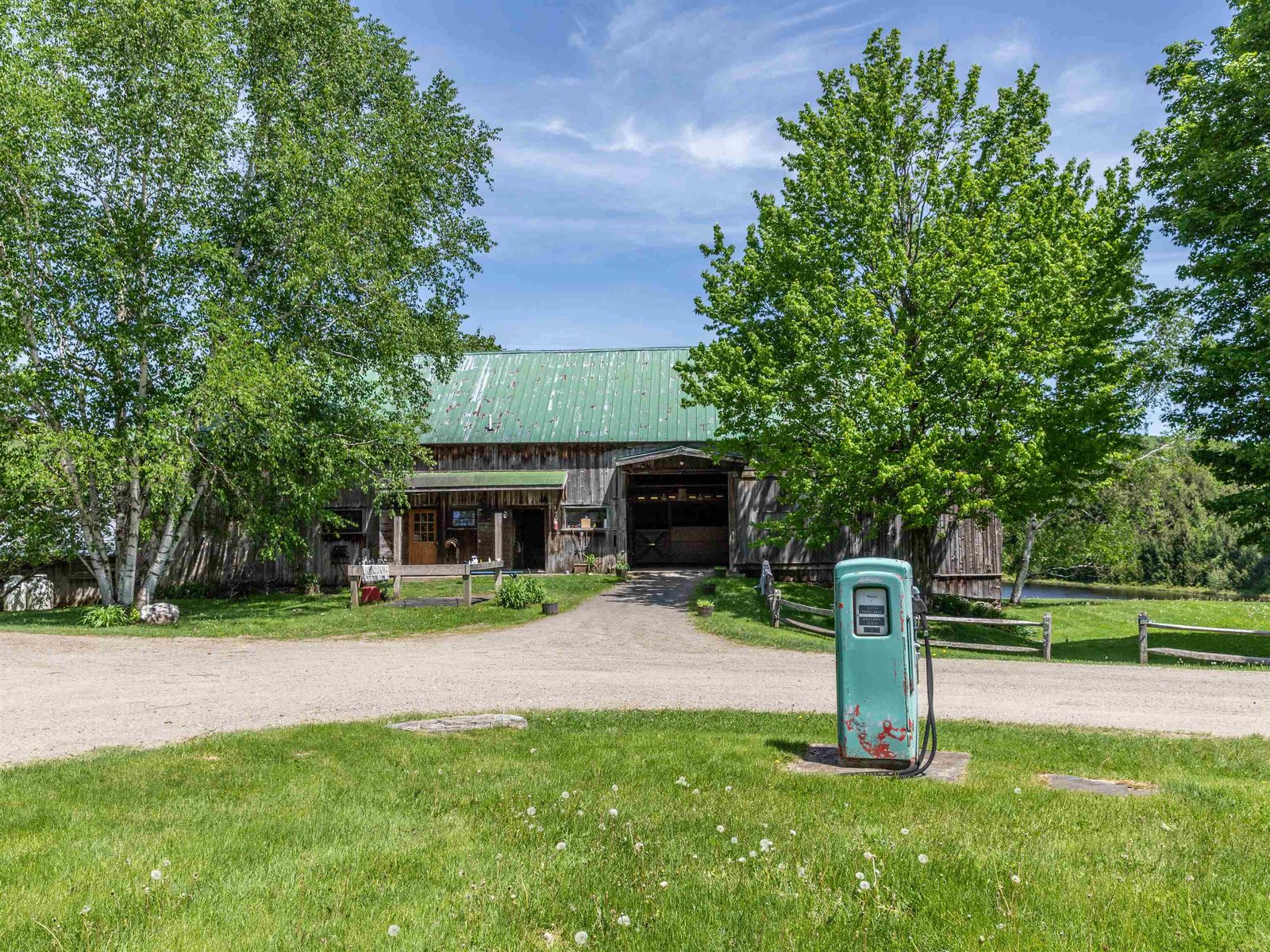 Horse Barn