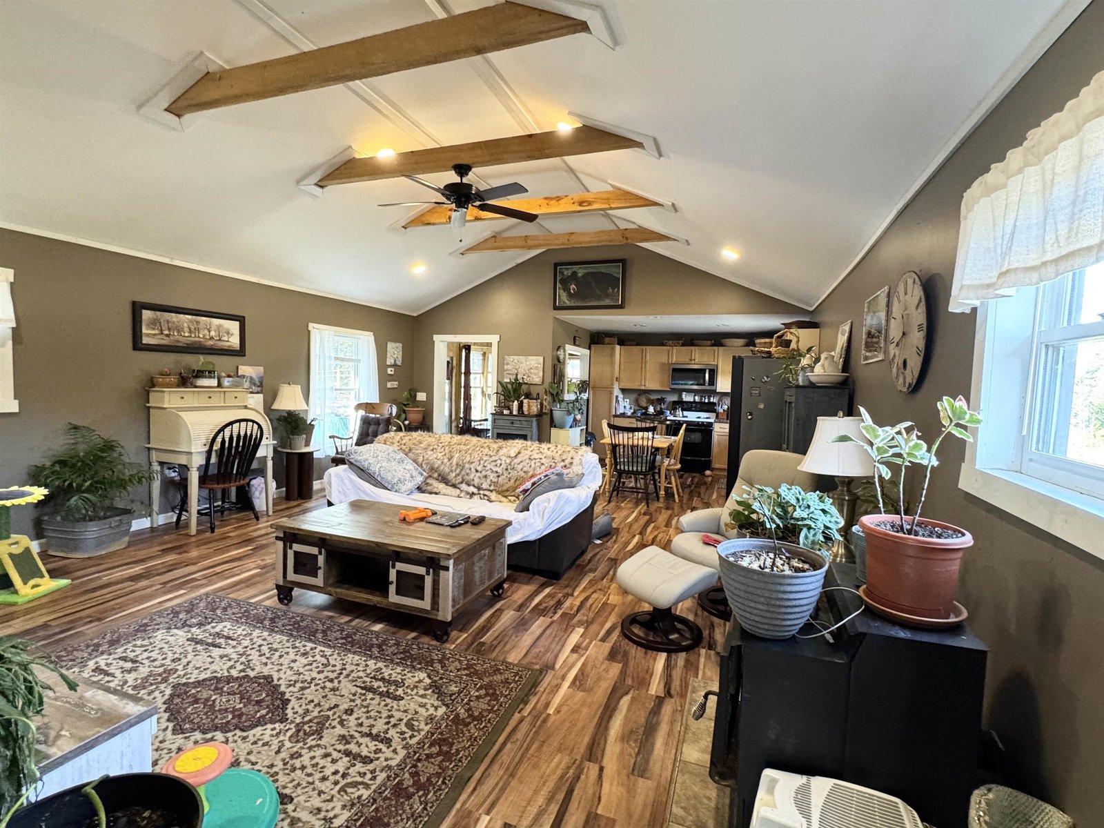 Living Area - Open Floor Plan
