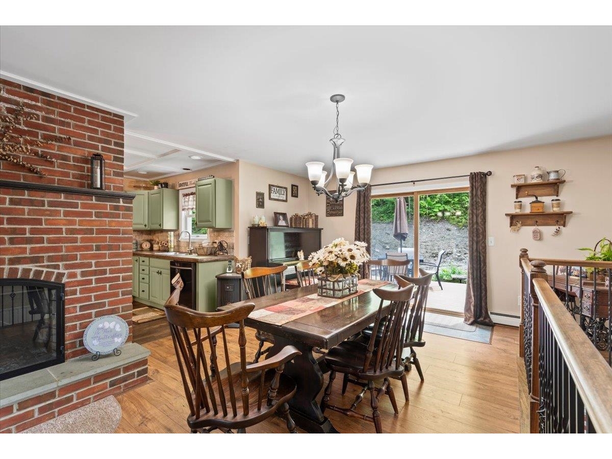 3992 Main Road