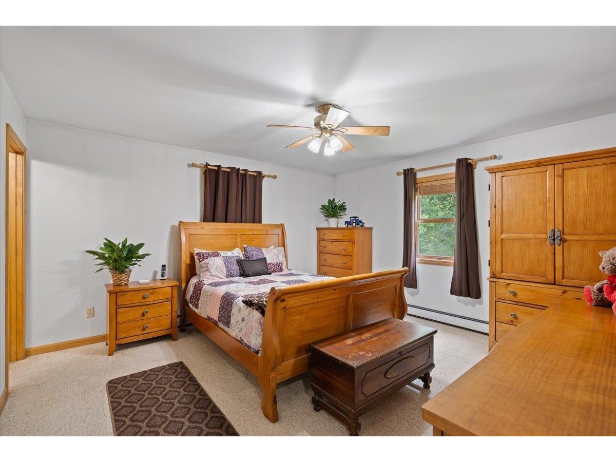 3992 Main Road