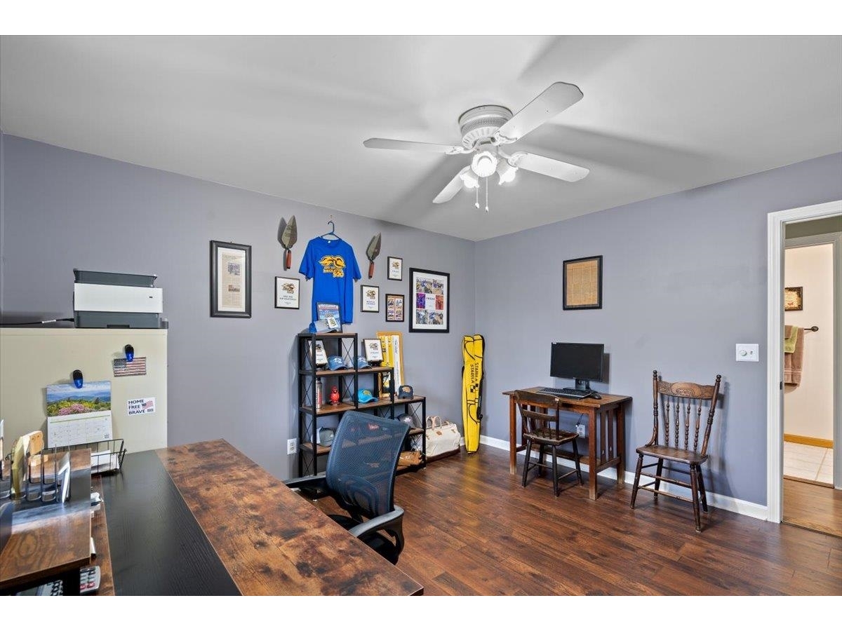 3992 Main Road