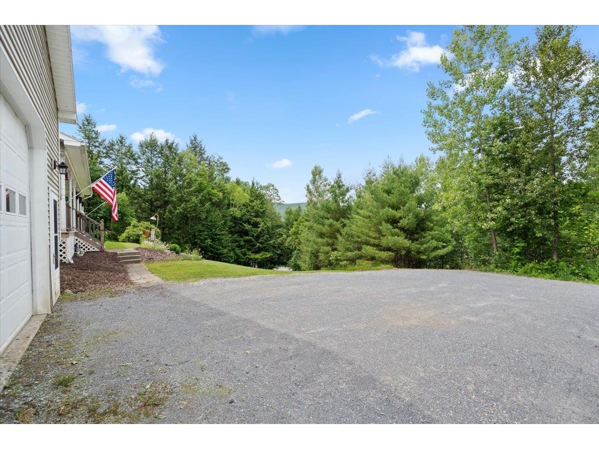 3992 Main Road