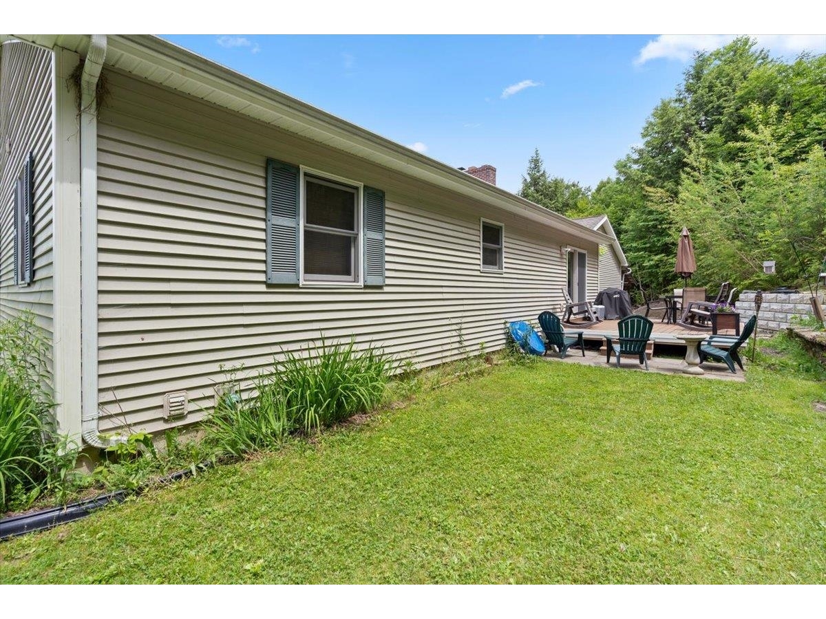 3992 Main Road