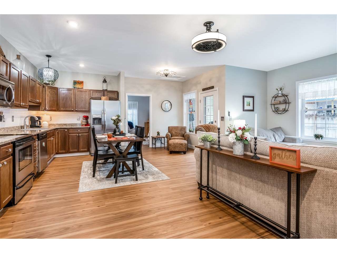 4 Atrium Way, Unit 104