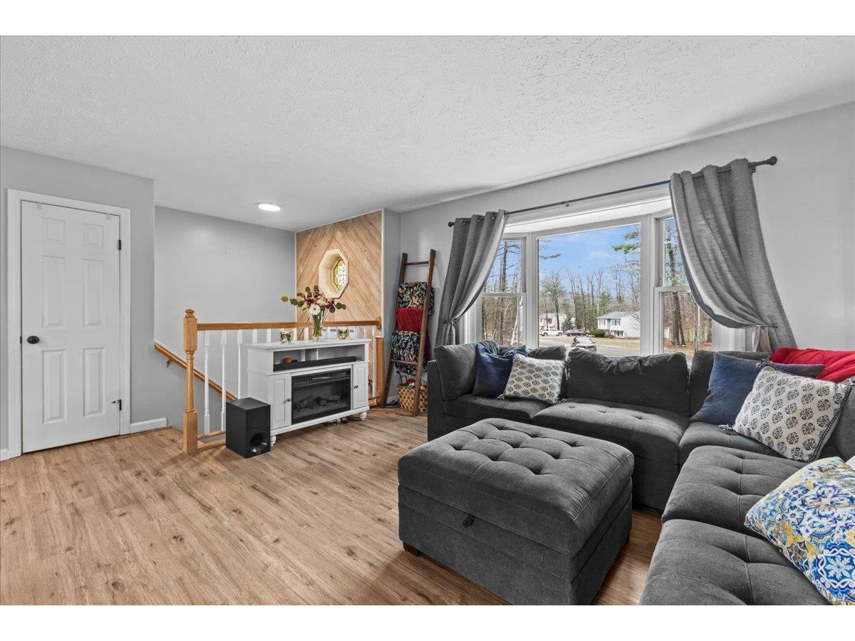 4 Delma Drive