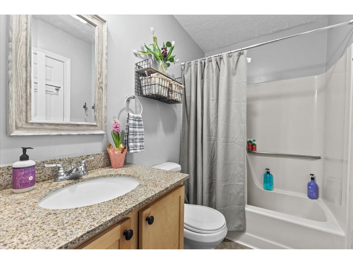 4 Delma Drive