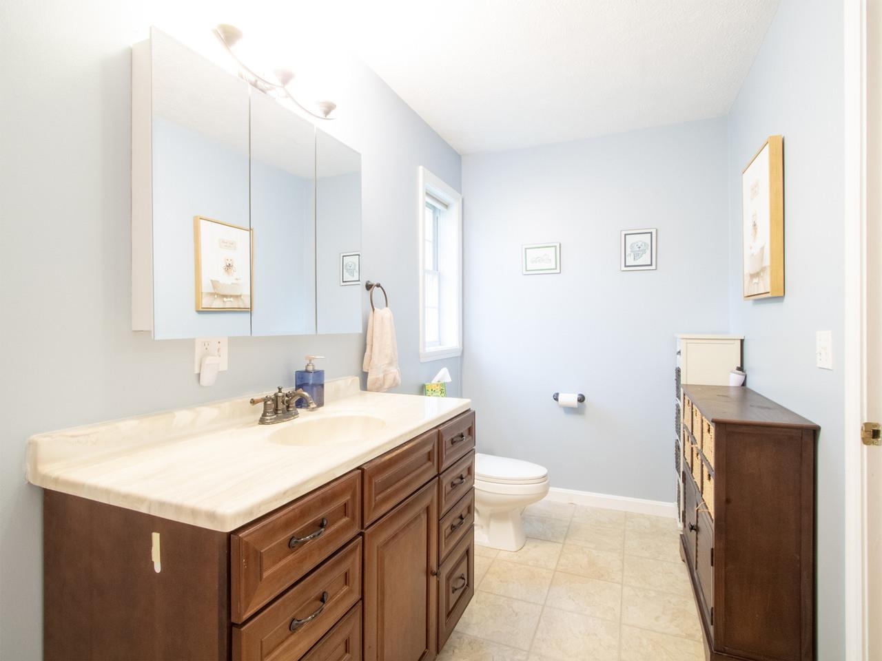 Large vanity