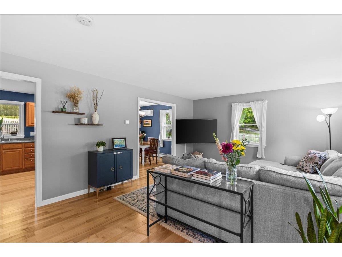 4 Greenbriar Drive