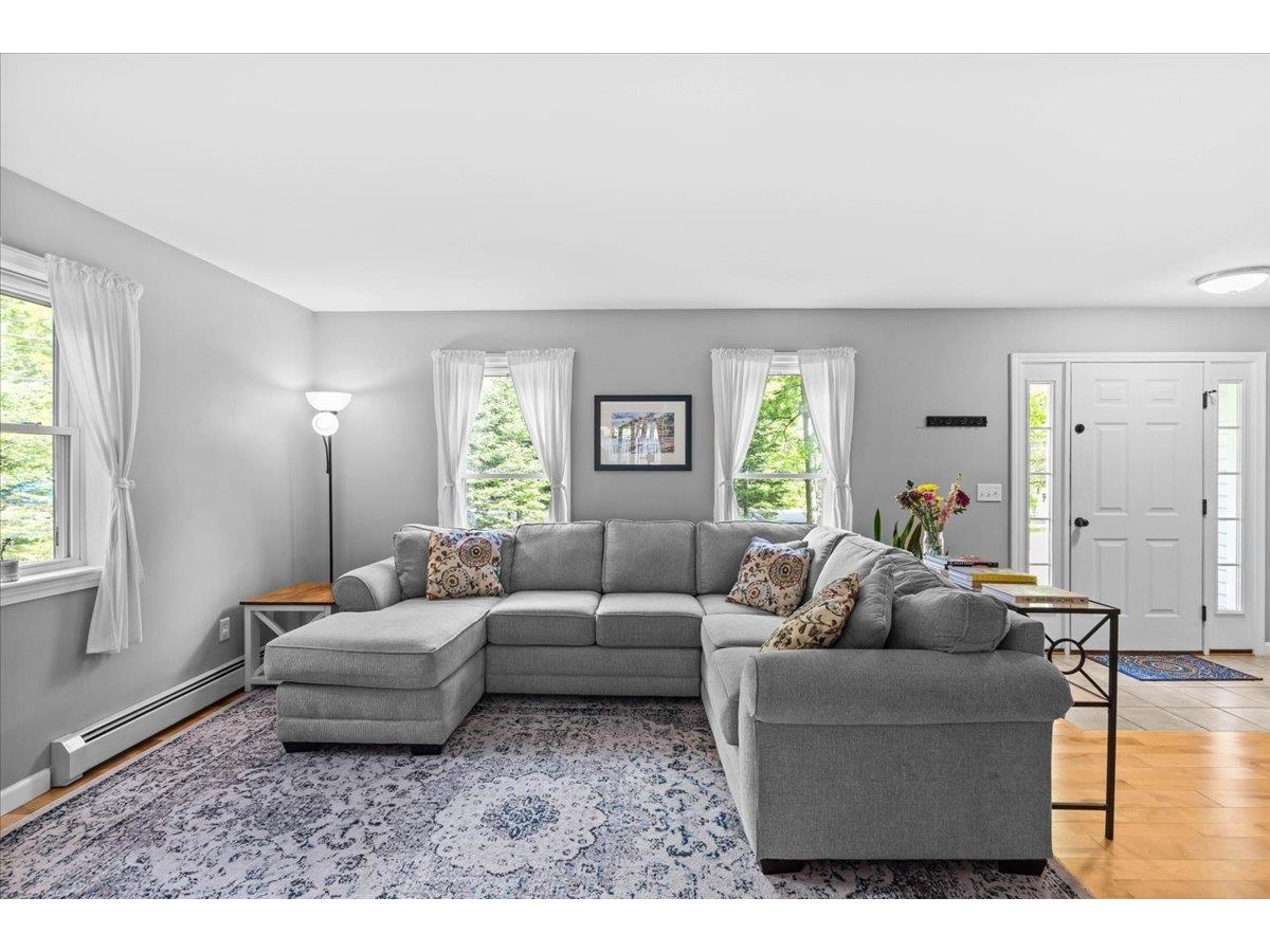 4 Greenbriar Drive