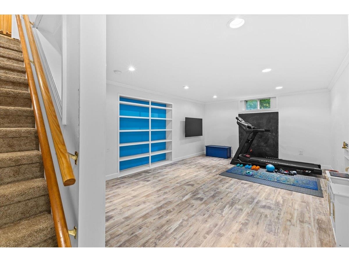 4 Greenbriar Drive