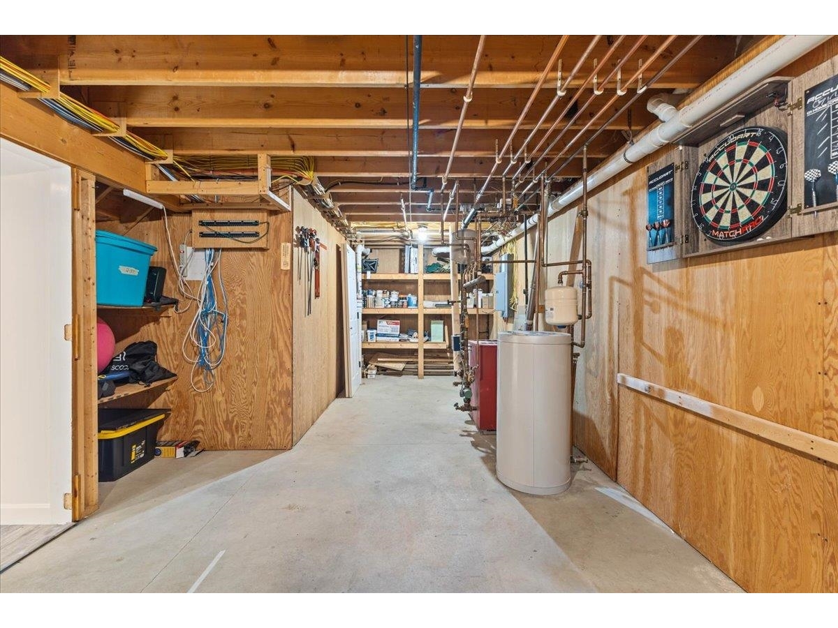 4 Greenbriar Drive
