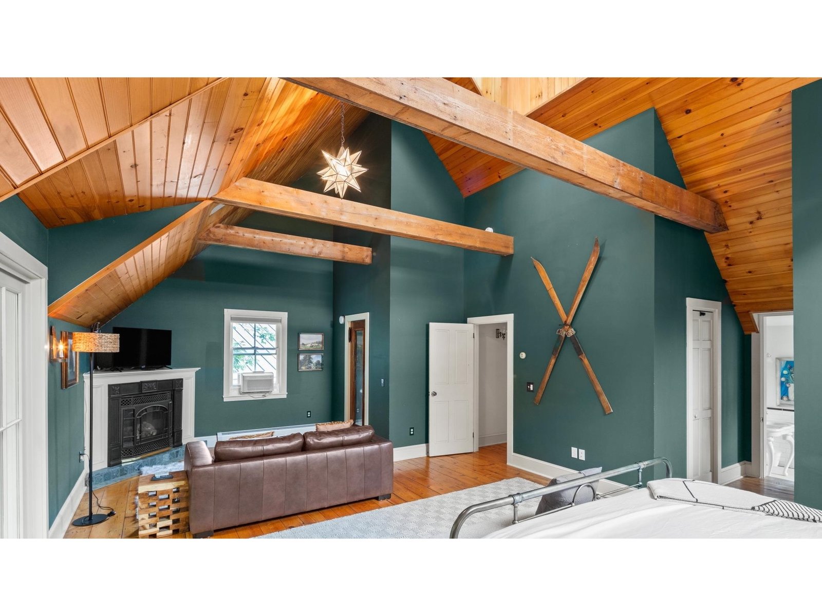 4 Highland Avenue