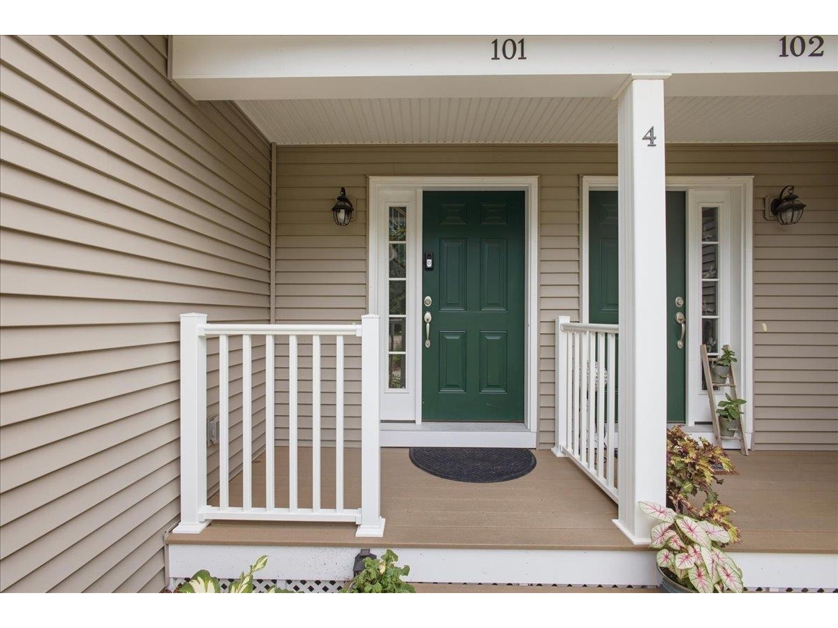 4 Hummingbird Lane, Unit 101