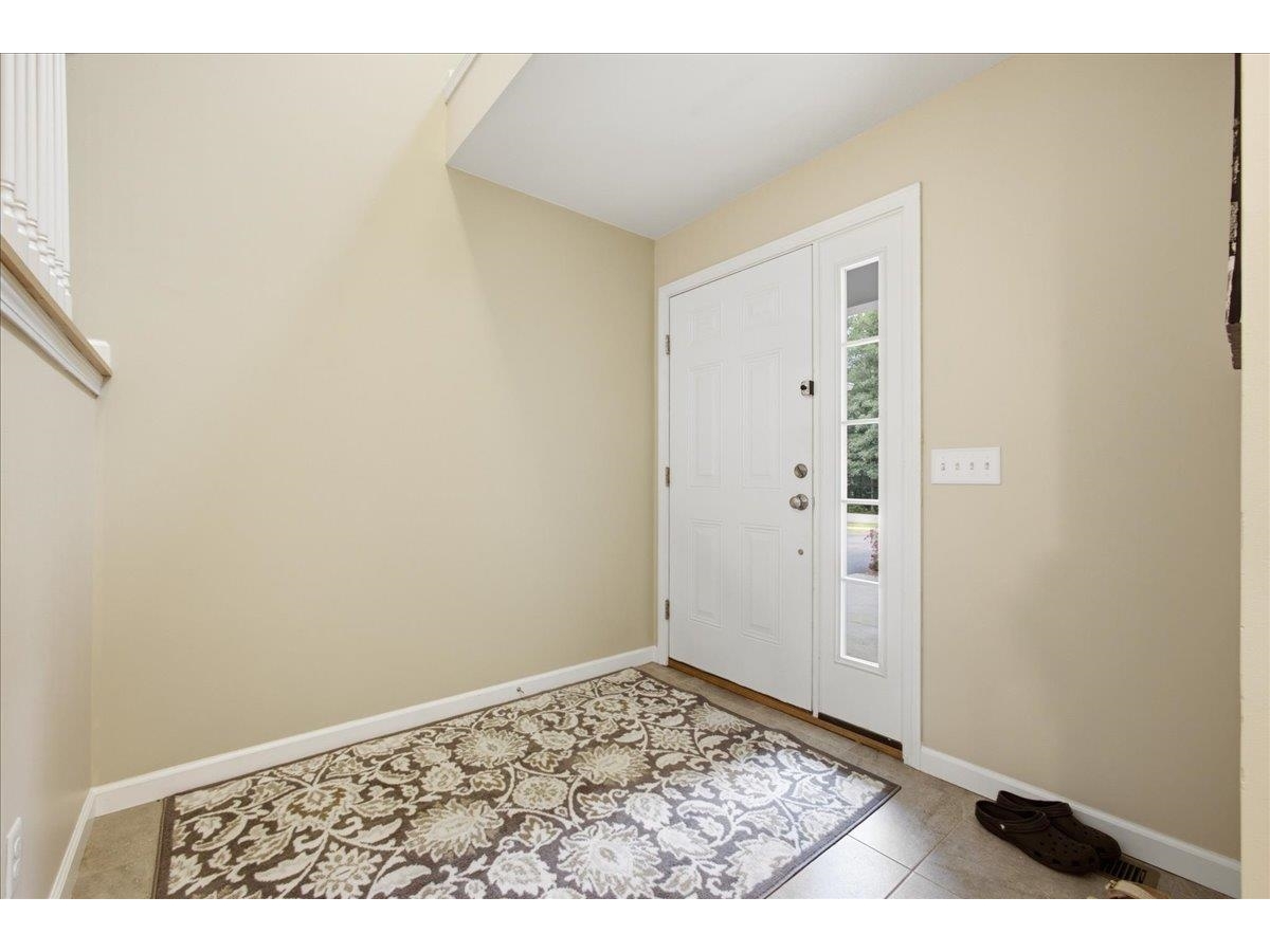 4 Hummingbird Lane, Unit 101