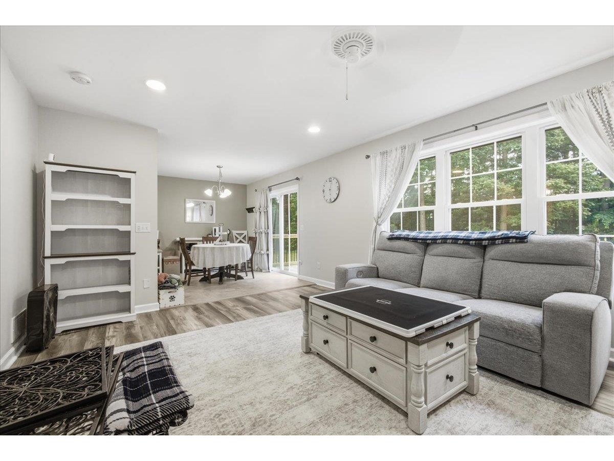 4 Hummingbird Lane, Unit 101
