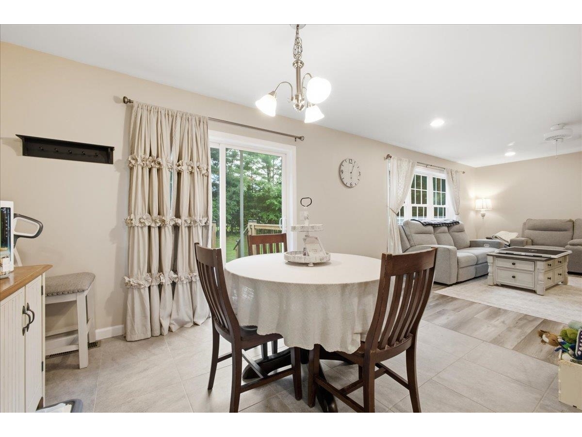 4 Hummingbird Lane, Unit 101