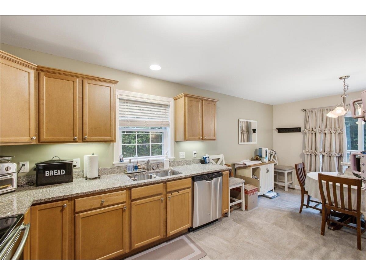4 Hummingbird Lane, Unit 101