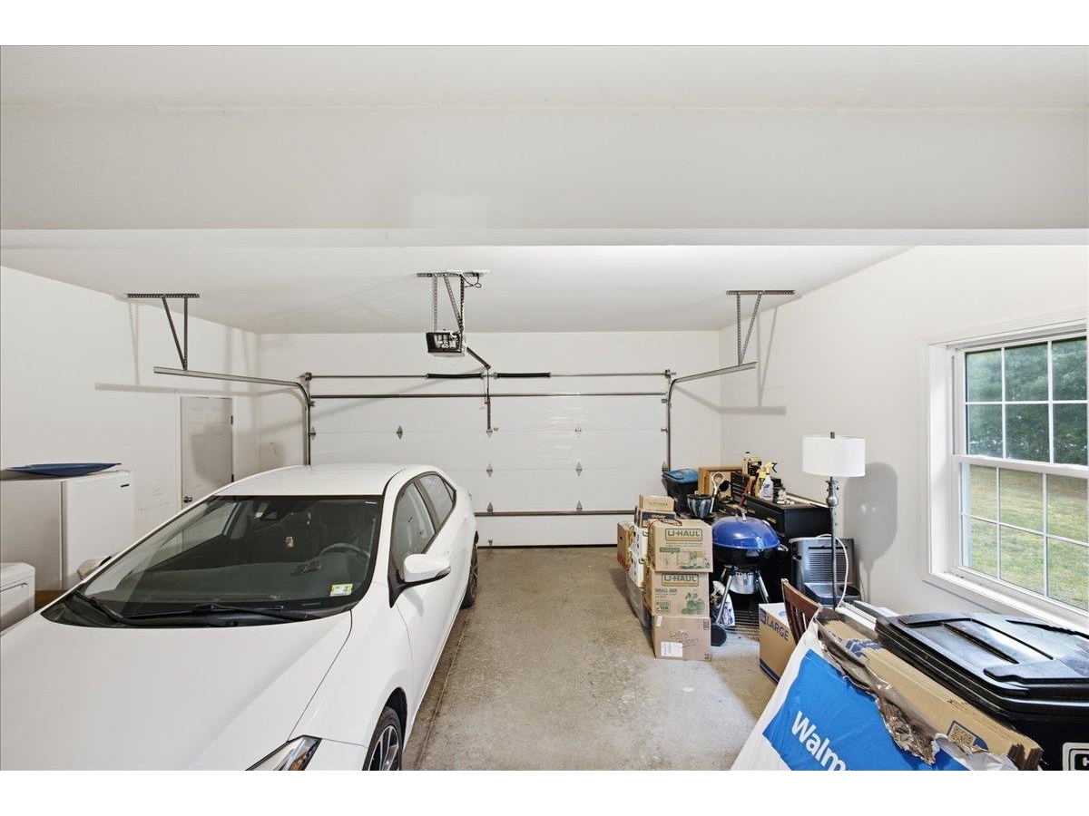 4 Hummingbird Lane, Unit 101