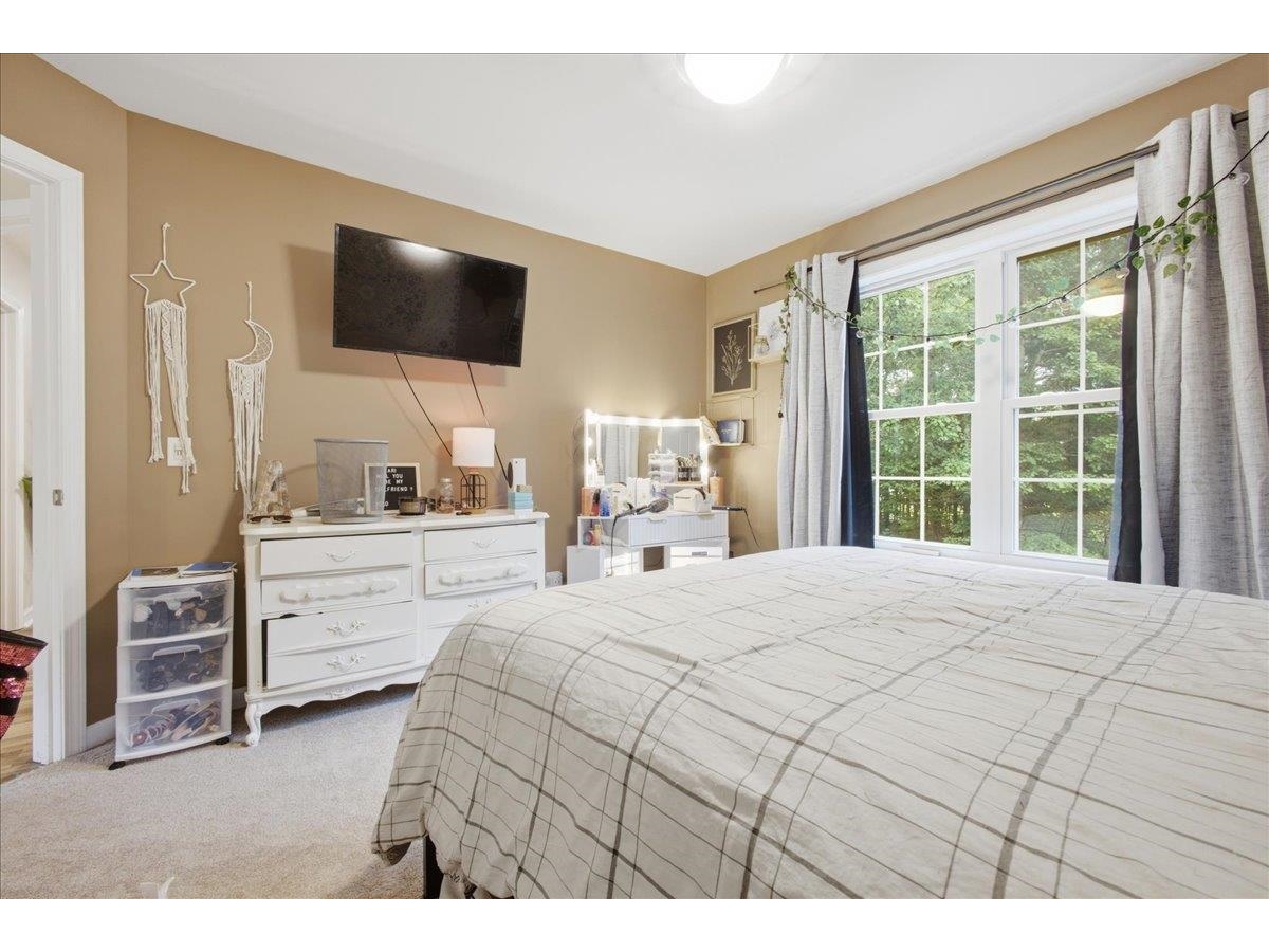 4 Hummingbird Lane, Unit 101