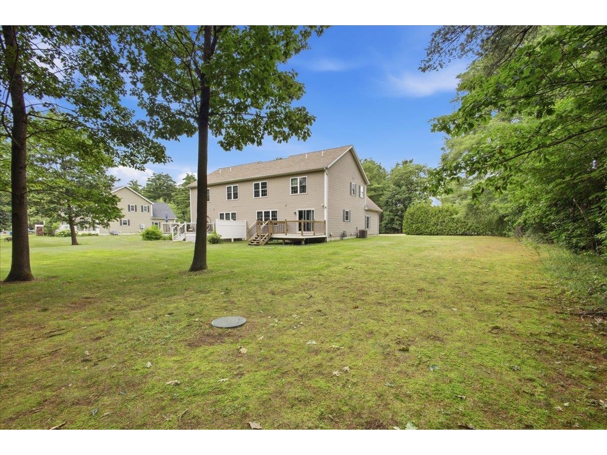 4 Hummingbird Lane, Unit 101