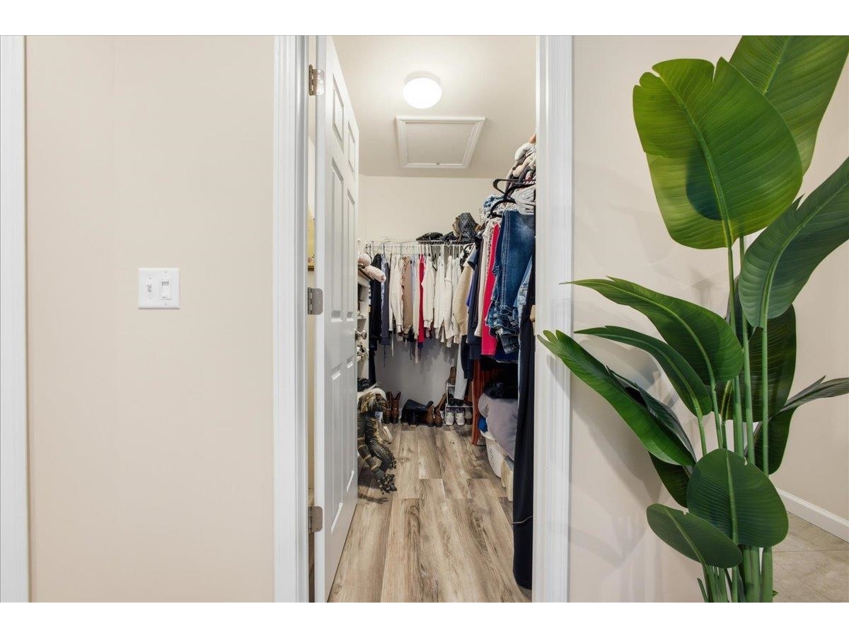 4 Hummingbird Lane, Unit 101