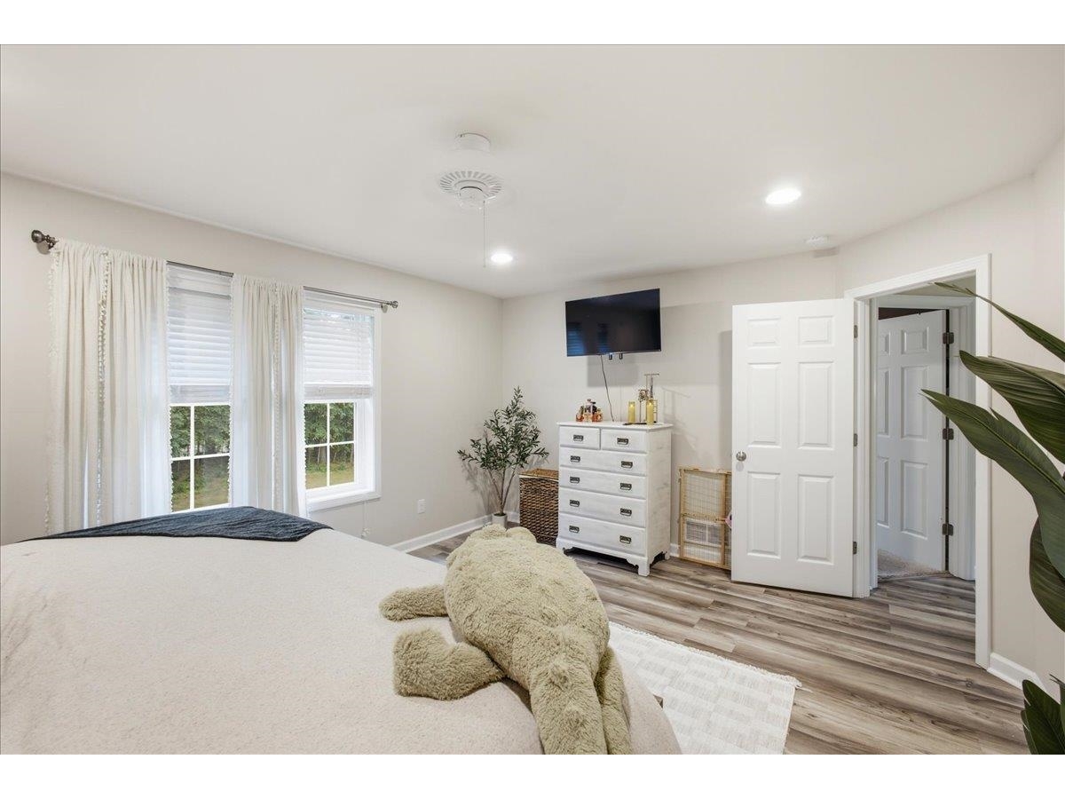 4 Hummingbird Lane, Unit 101