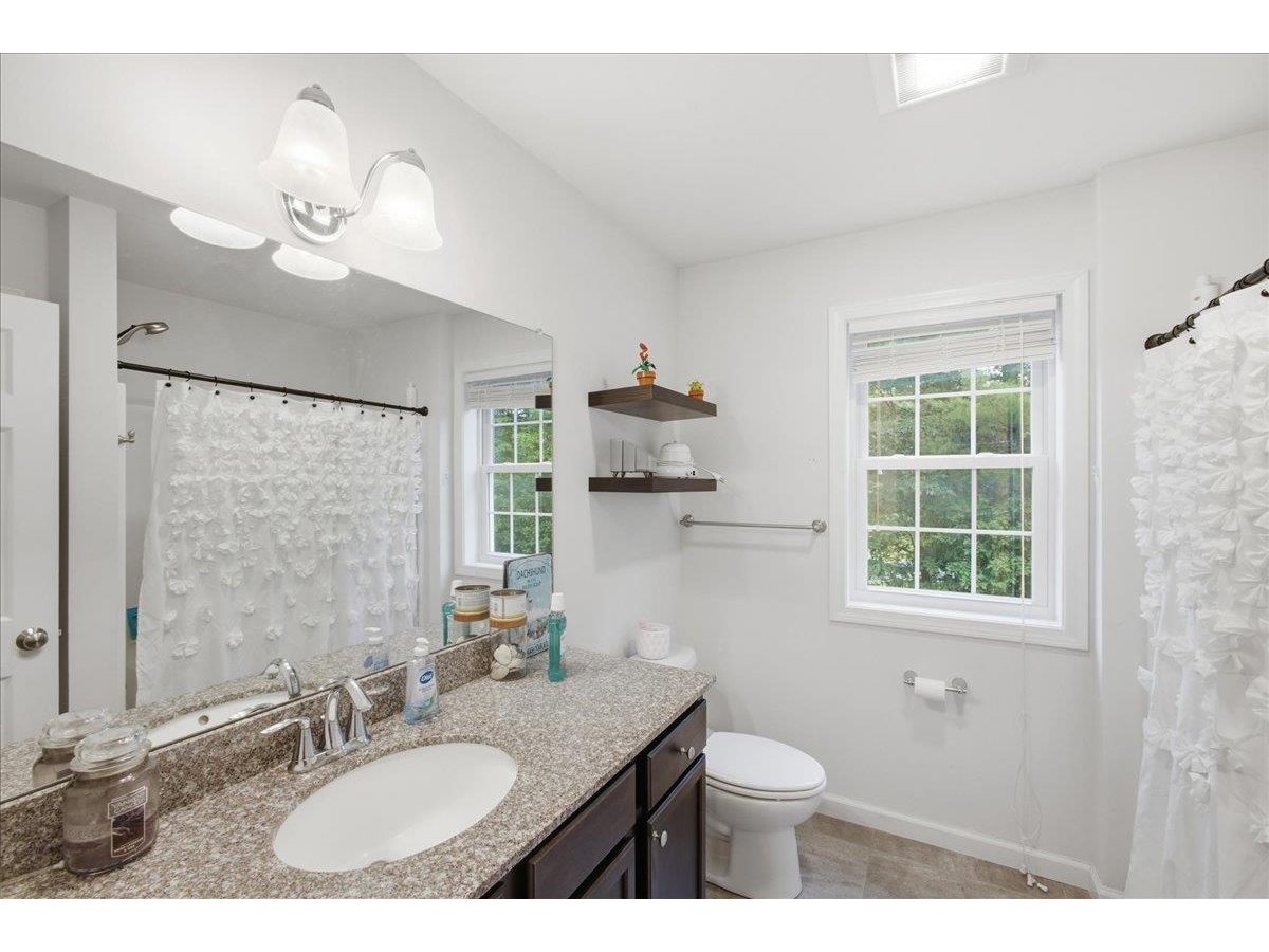 4 Hummingbird Lane, Unit 101