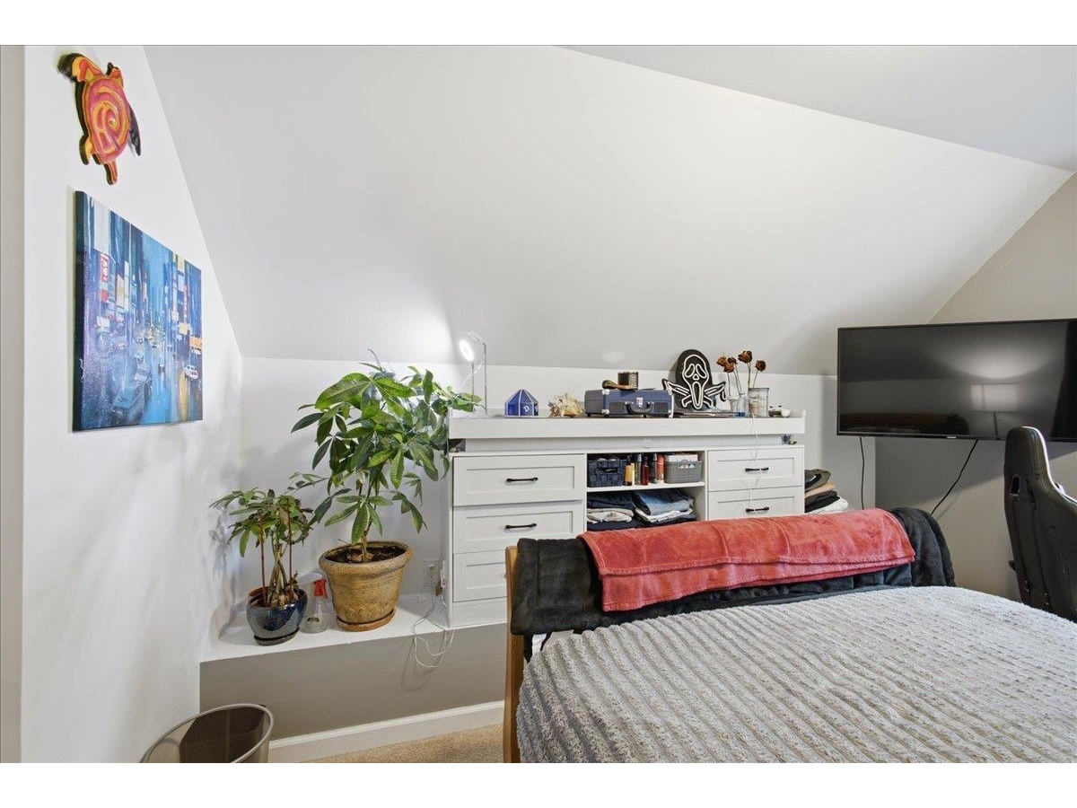 4 Hummingbird Lane, Unit 101