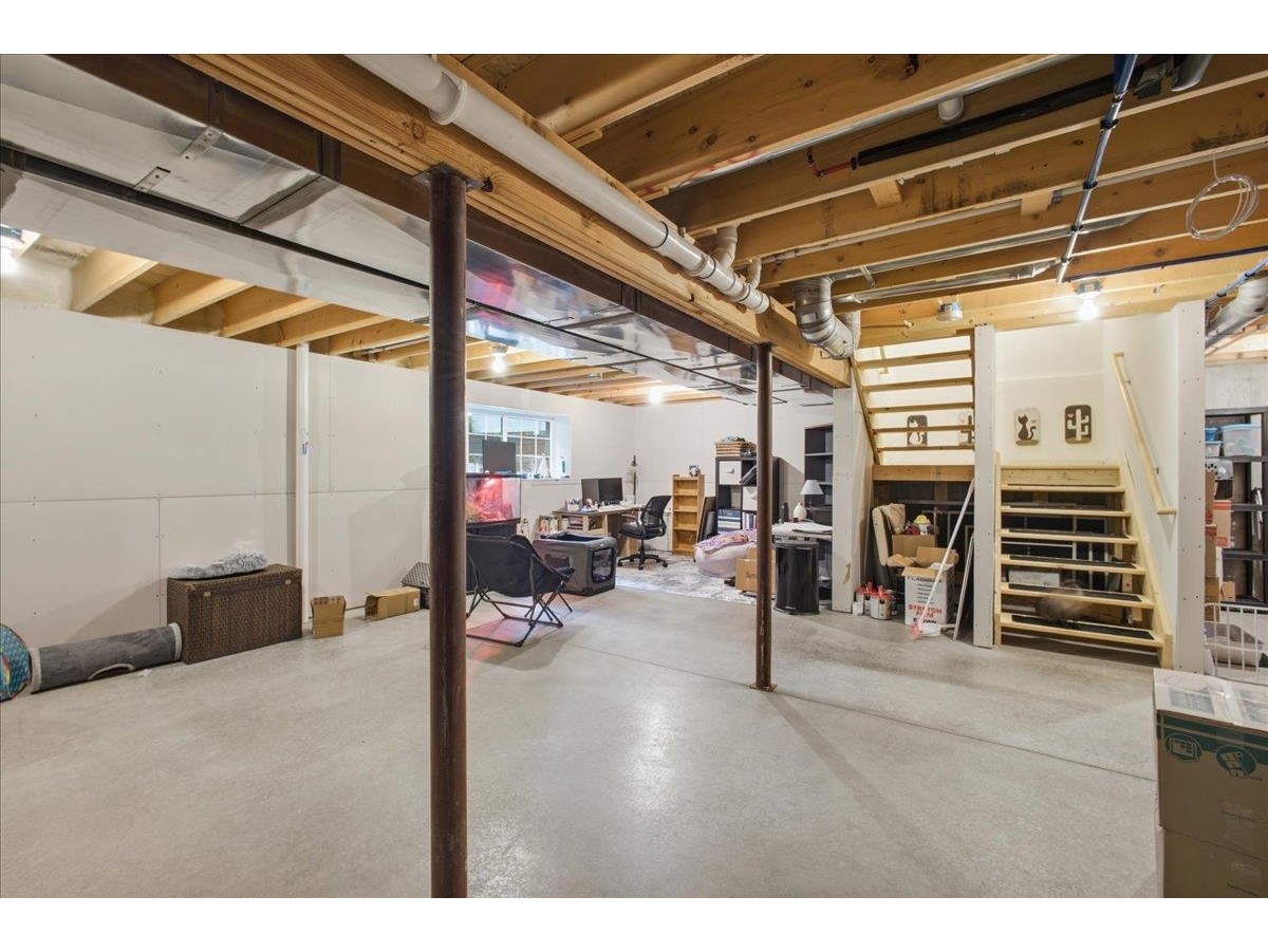 4 Hummingbird Lane, Unit 101