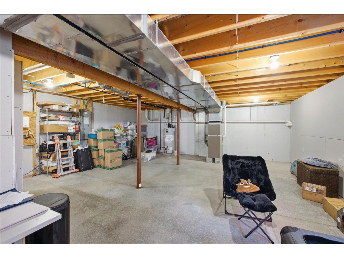 4 Hummingbird Lane, Unit 101