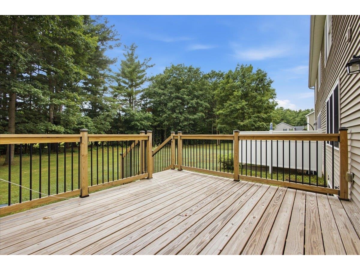 4 Hummingbird Lane, Unit 101