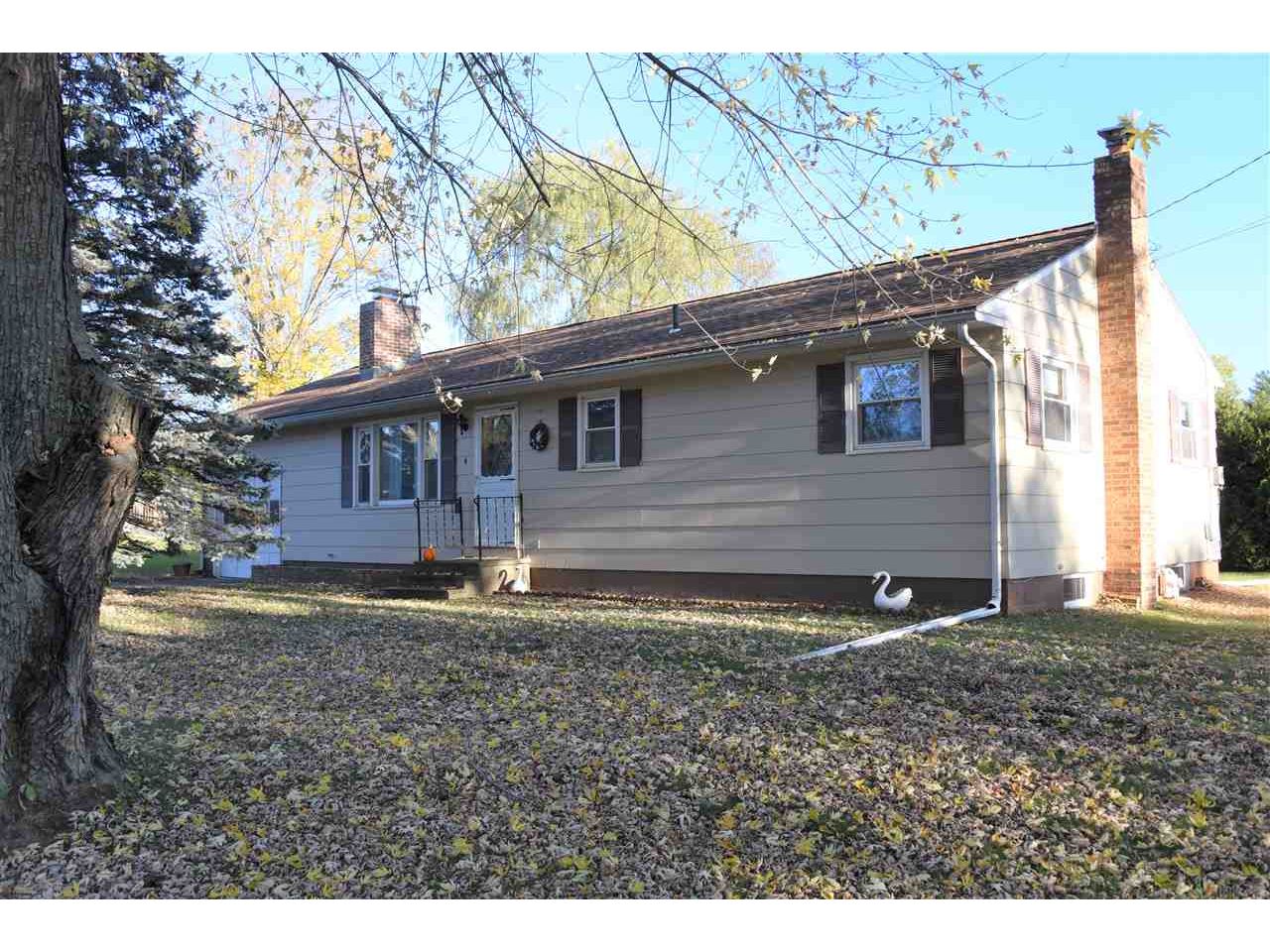 4 Lafayette Drive