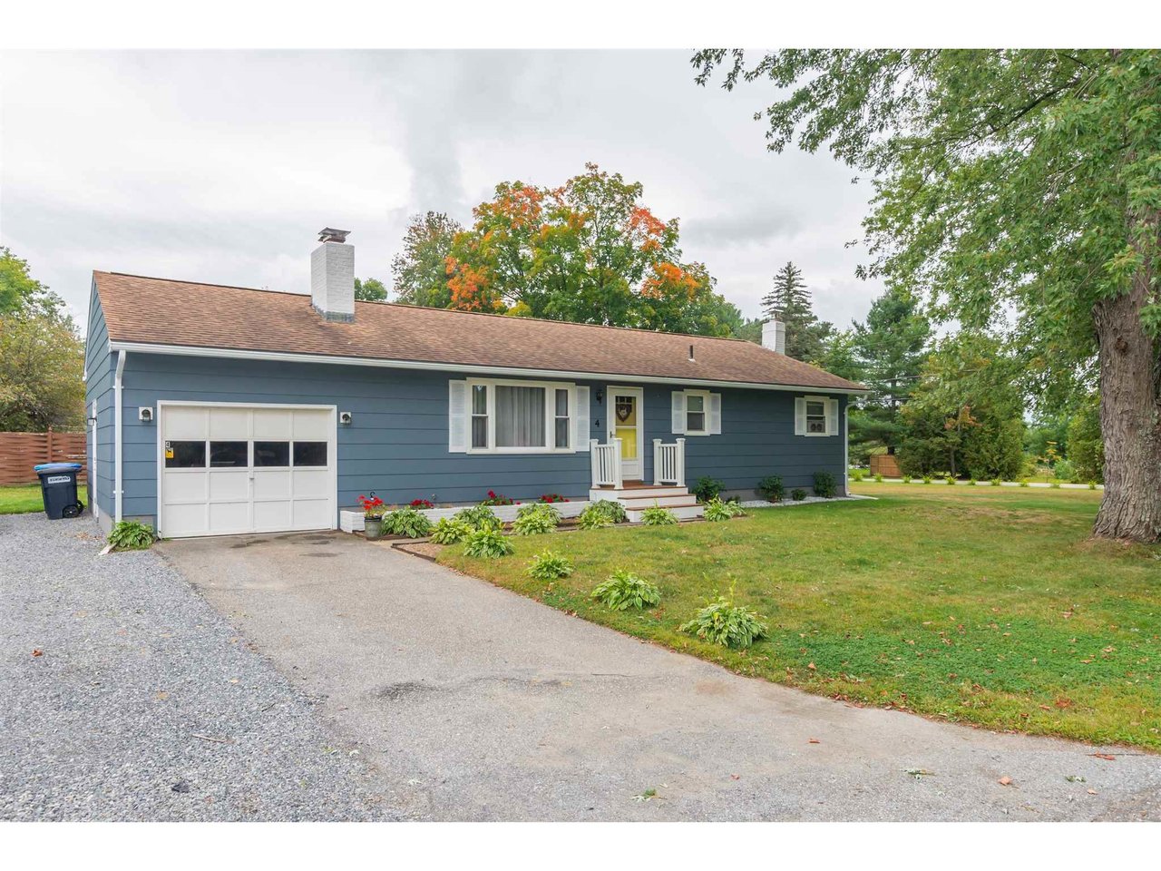 4 Lafayette Drive