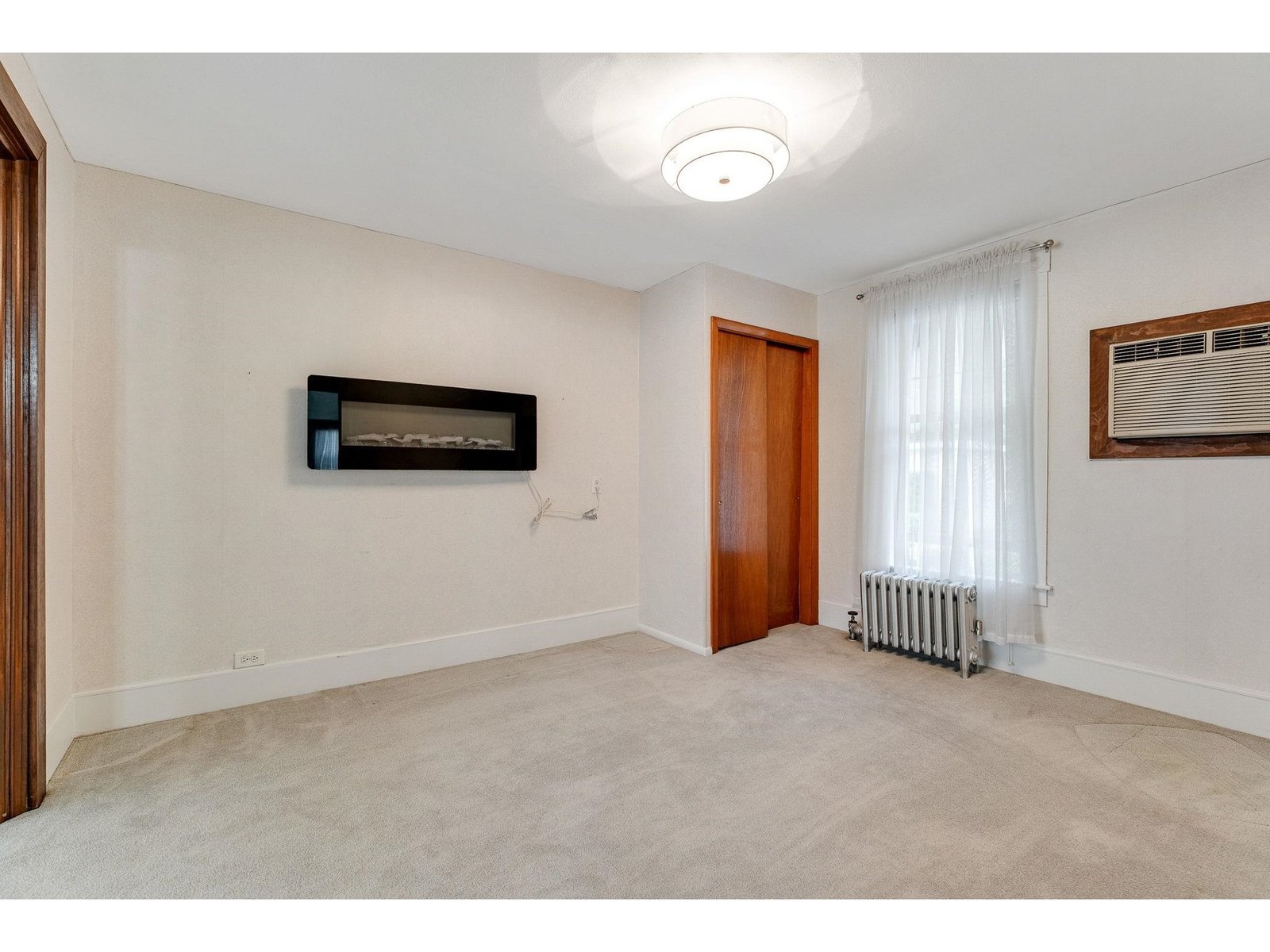 Potential 2nd bedroom in unit 1