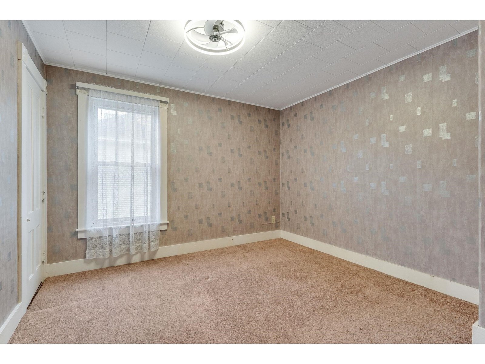 Unit 2 - bedroom