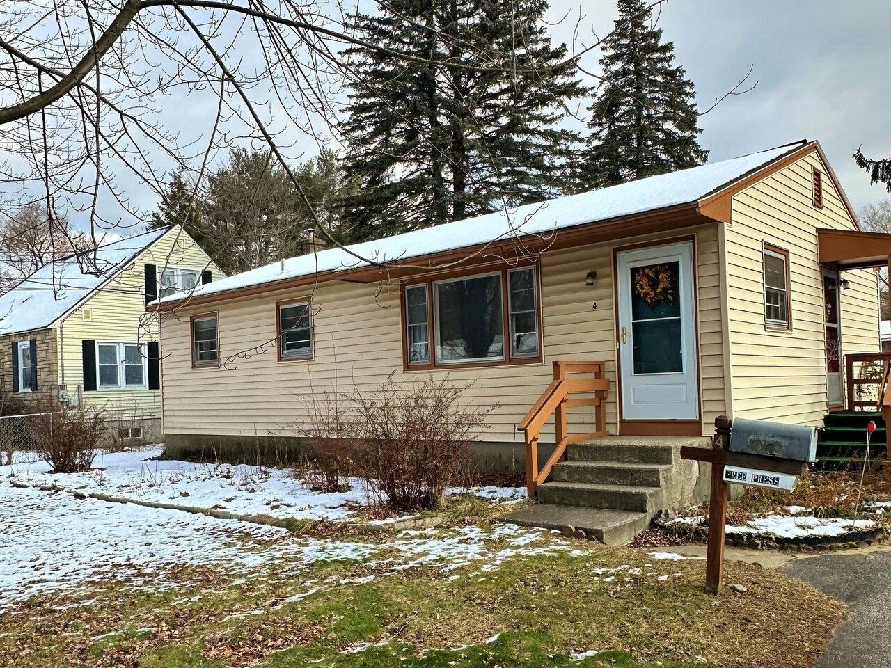 4 Maplewood Drive